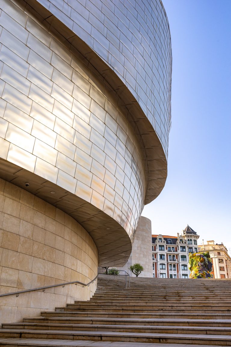 Zielfoto Titan-Museum ++ Zu Besuch am Guggenheim in Bilbao